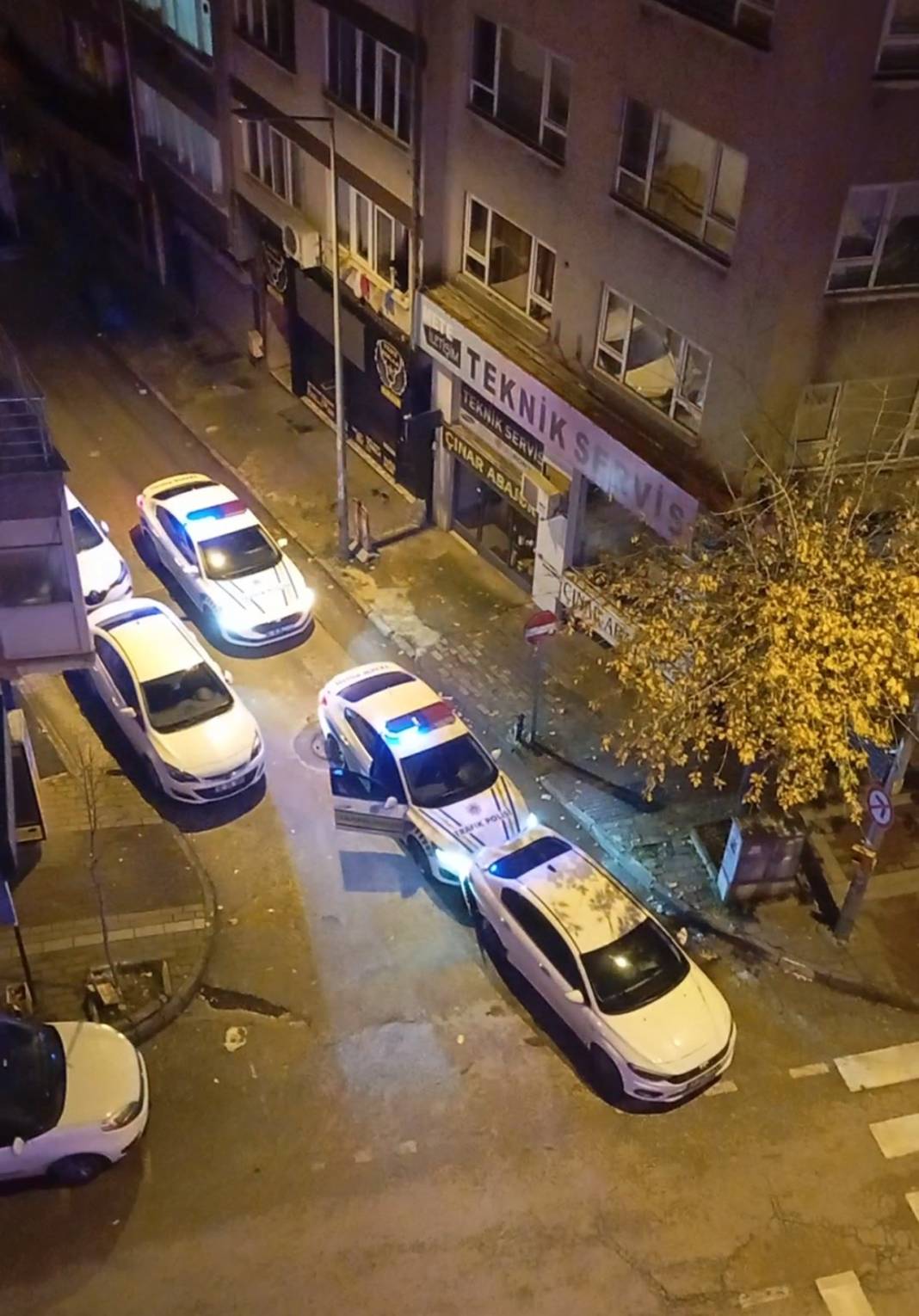 Alkollü sürücü önce araçla sonra koşarak kaçtı: Polis havaya defalarca ateş açtı, yine durmadı 2